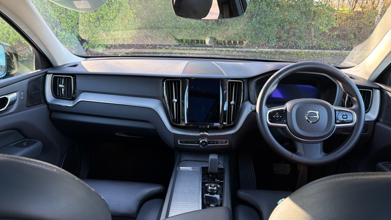 Volvo XC60 2.0 T6 [350] RC PHEV Plus Dark 5dr AWD Geartronic Estate